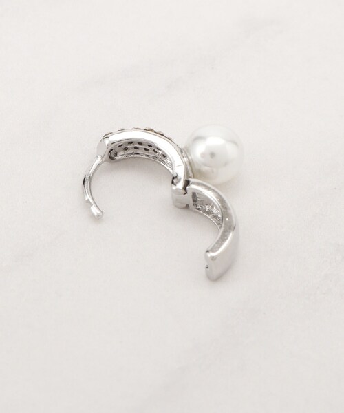 SHOO・LA・RUE（シューラルー）の「【セレモニー】ワンタッチピアス（ピアス（両耳用）・レディース・シルバー/ゴールド/シルバー系/ゴールド系/シルバー系1/ゴールド系1・00）」の9枚目の写真