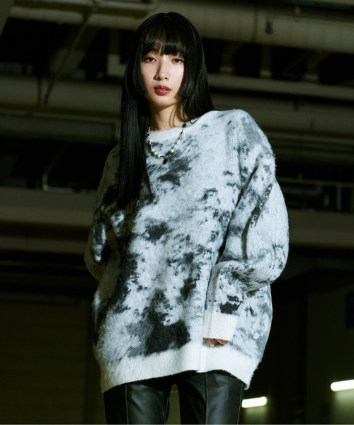 Ellno Loset（エルノロゼット）の「アブストラクトルーズシャギーニット（ニット/セーター・メンズ・ブルー/ブラック/レッド/オフホワイト・LARGE/MEDIUM/SMALL）」の5枚目の写真