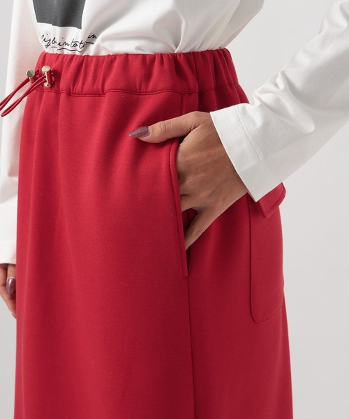 BAYFLOW（ベイフロー）の「[ストレッチ性抜群♪]ダンボールスカート（スカート・レディース・グレイッシュベージュ/レッド/ブラック・MEDIUM/SMALL）」の18枚目の写真