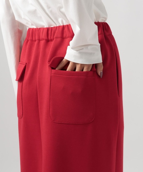 BAYFLOW（ベイフロー）の「[ストレッチ性抜群♪]ダンボールスカート（スカート・レディース・グレイッシュベージュ/レッド/ブラック・MEDIUM/SMALL）」の21枚目の写真