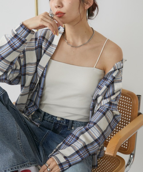 Auntie Rosa Holiday(アンティローザホリデー)の「カップ付きキャミソール(キャミソール・レディース・ブラウン/レッド/ナチュラル/ブラック・FREE)」の5枚目の写真