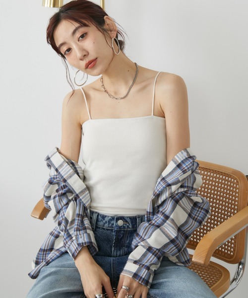 Auntie Rosa Holiday(アンティローザホリデー)の「カップ付きキャミソール(キャミソール・レディース・ブラウン/レッド/ナチュラル/ブラック・FREE)」の6枚目の写真