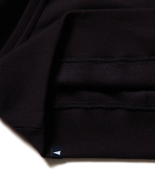 Pilgrim Surf Supply(ピルグリムサーフサプライ)の「Pilgrim Surf+Supply / PENNANT Logo Parka(パーカー・レディース・ホワイト系その他/ブラック系その他/ブラック/ネイビー・P)」の15枚目の写真