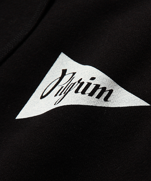 Pilgrim Surf Supply(ピルグリムサーフサプライ)の「Pilgrim Surf+Supply / PENNANT Logo Parka(パーカー・レディース・ホワイト系その他/ブラック系その他/ブラック/ネイビー・P)」の10枚目の写真