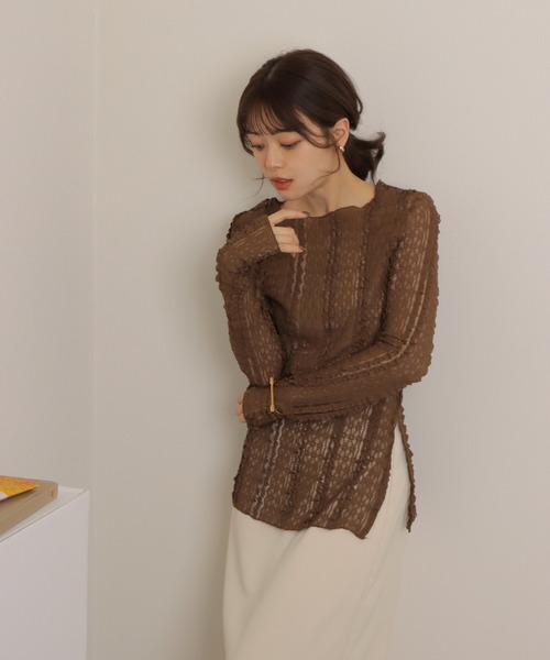 LAULEN（ローレン）の「sheer lace pullover /シアー レース編み クルーネック プルオーバー（その他トップス・レディース・ブラック/アイボリー/ブラウン・FREE）」の8枚目の写真