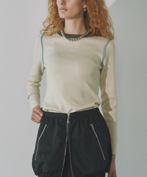 Solace(ソレイス)の「配色ライントップス(ニット/セーター・レディース・ホワイト/ブラック/ブルー・FREE)」の2枚目の写真