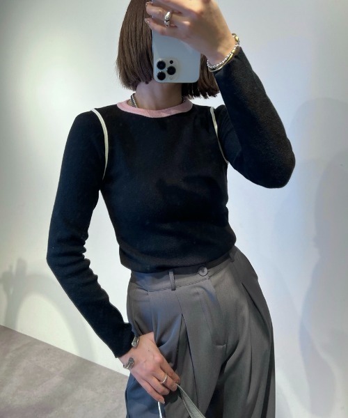 Solace(ソレイス)の「配色ライントップス(ニット/セーター・レディース・ホワイト/ブラック/ブルー・FREE)」の1枚目の写真