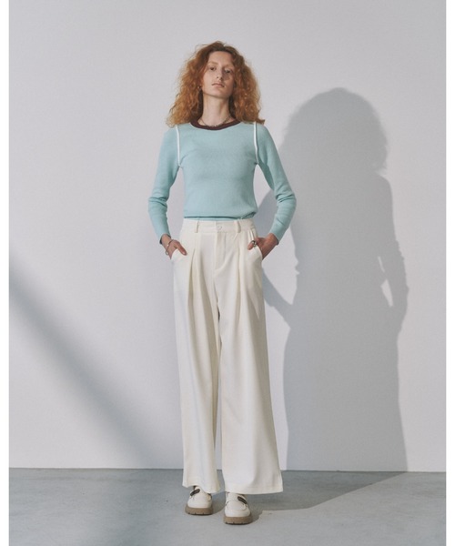 Solace(ソレイス)の「配色ライントップス(ニット/セーター・レディース・ホワイト/ブラック/ブルー・FREE)」の4枚目の写真