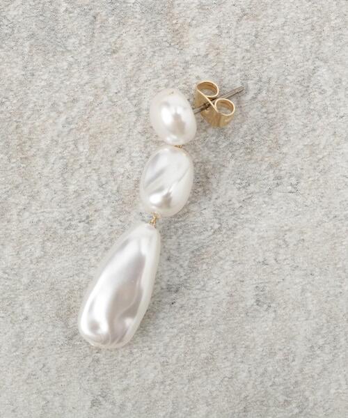 OPAQUE.CLIP（オペークドットクリップ）の「淡水パールピアス（ピアス（両耳用）・レディース・ゴールド・00）」の5枚目の写真
