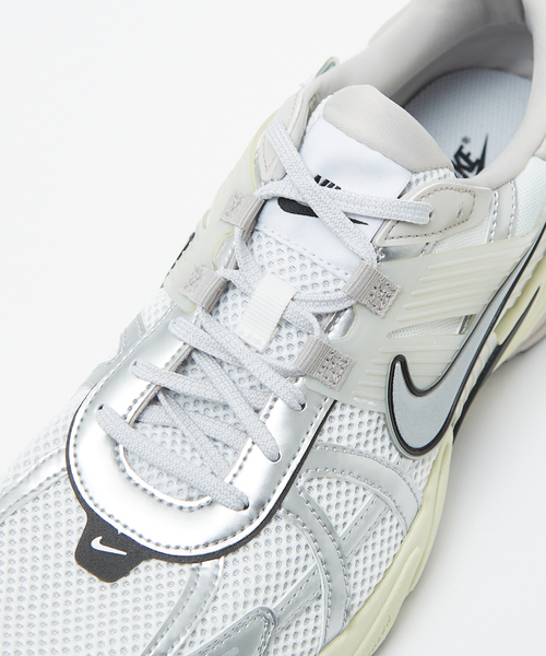 NIKE(ナイキ)の「【NIKE / ナイキ】 V2K RUN / V2Kランスニーカー(スニーカー・メンズ・グレー・28/27/26)」の7枚目の写真