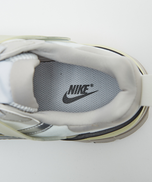 NIKE(ナイキ)の「【NIKE / ナイキ】 V2K RUN / V2Kランスニーカー(スニーカー・メンズ・グレー・28/27/26)」の11枚目の写真