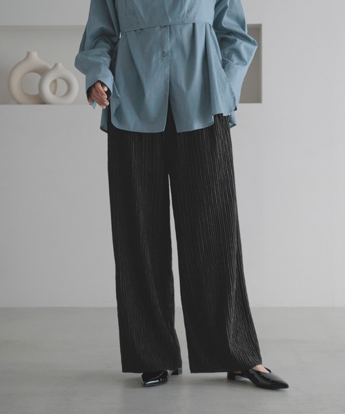 LOWRYS FARM(ローリーズファーム)の「ジャガードプリーツパンツ 288769(その他パンツ・レディース・ブラック/ブルー/ブラウン/アイボリー・FREE)」の3枚目の写真