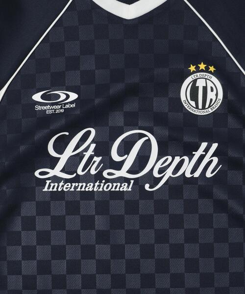 LTR DEPTH（レイターデプス）の「LTR DEPTH/ラインスリーブゲームロンT（Tシャツ/カットソー・メンズ・アイボリー/ネイビー・MEDIUM/LARGE）」の5枚目の写真