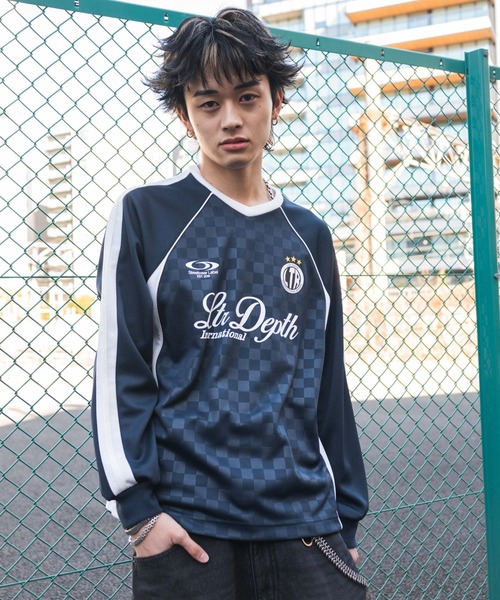 LTR DEPTH（レイターデプス）の「LTR DEPTH/ラインスリーブゲームロンT（Tシャツ/カットソー・メンズ・アイボリー/ネイビー・MEDIUM/LARGE）」の9枚目の写真