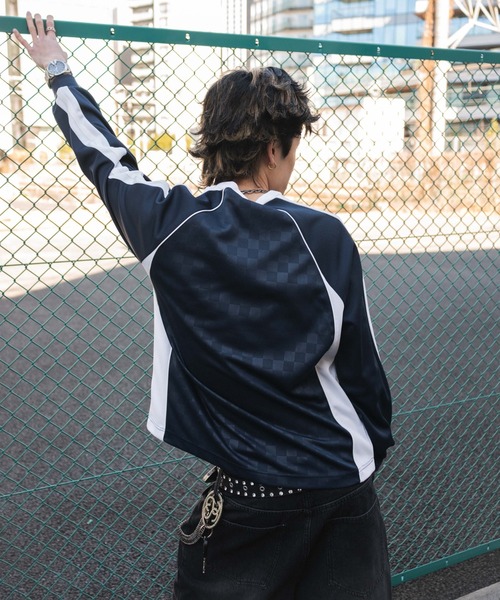 LTR DEPTH（レイターデプス）の「LTR DEPTH/ラインスリーブゲームロンT（Tシャツ/カットソー・メンズ・アイボリー/ネイビー・MEDIUM/LARGE）」の10枚目の写真