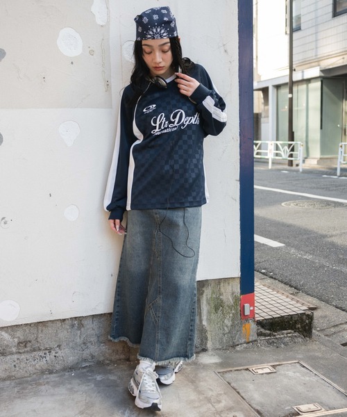 LTR DEPTH（レイターデプス）の「LTR DEPTH/ラインスリーブゲームロンT（Tシャツ/カットソー・メンズ・アイボリー/ネイビー・MEDIUM/LARGE）」の14枚目の写真