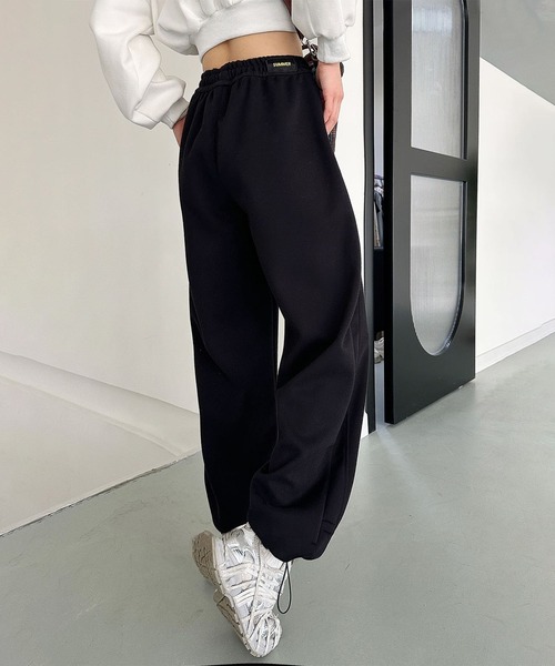 aimoha（アイモハ）の「スウエットワイドパンツ（スウェットパンツ・レディース・ライトグレー/ブラック/グレー/イエロー・MEDIUM/LARGE/X-LARGE）」の11枚目の写真