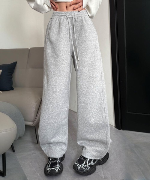 aimoha（アイモハ）の「スウエットワイドパンツ（スウェットパンツ・レディース・ライトグレー/ブラック/グレー/イエロー・MEDIUM/LARGE/X-LARGE）」の13枚目の写真