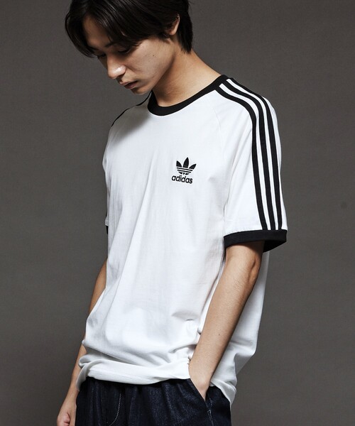 FREAK'S STORE(フリークスストア)の「adidas/アディダス 限定展開 アディカラー クラシックス スリーストライプス Tシャツ(Tシャツ/カットソー・メンズ・ブラック/ネイビー/ホワイト・MEDIUM/SMALL/X-LARGE/LARGE)」の2枚目の写真