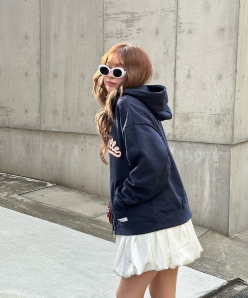 RAY CASSIN（レイカズン）の「ロゴジップフードパーカー（パーカー・レディース・ホワイト系その他/ネイビー/グレー系その他2・FREE）」の12枚目の写真