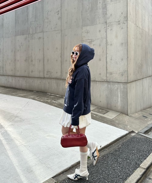 RAY CASSIN（レイカズン）の「ロゴジップフードパーカー（パーカー・レディース・ホワイト系その他/ネイビー/グレー系その他2・FREE）」の14枚目の写真