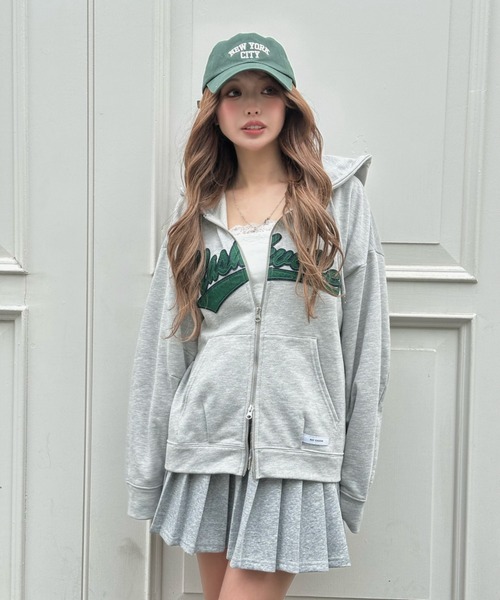 RAY CASSIN（レイカズン）の「ロゴジップフードパーカー（パーカー・レディース・ホワイト系その他/ネイビー/グレー系その他2・FREE）」の18枚目の写真