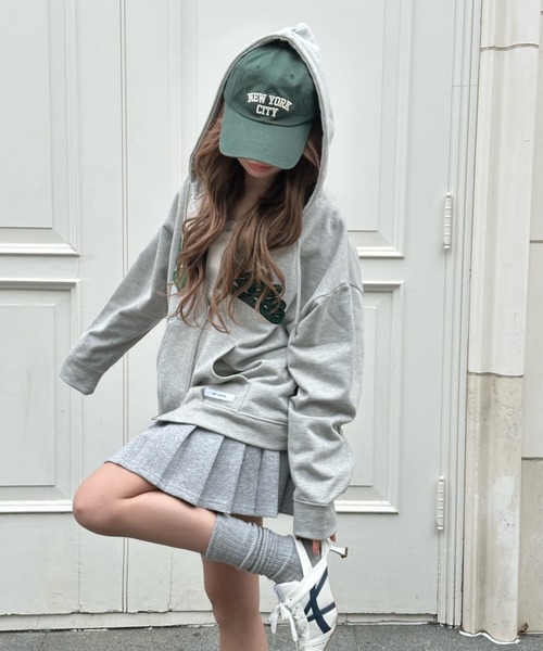 RAY CASSIN（レイカズン）の「ロゴジップフードパーカー（パーカー・レディース・ホワイト系その他/ネイビー/グレー系その他2・FREE）」の21枚目の写真