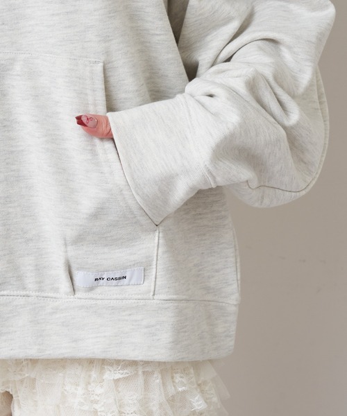 RAY CASSIN（レイカズン）の「ロゴジップフードパーカー（パーカー・レディース・ホワイト系その他/ネイビー/グレー系その他2・FREE）」の9枚目の写真