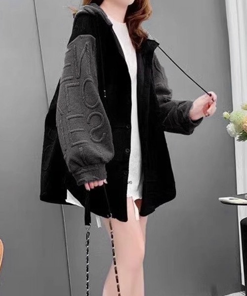 Miniministore(ミニミニストア)の「エンボスロゴパーカー韓国風前開きパーカー(パーカー・レディース・ブラック/グレー・FREE)」の8枚目の写真