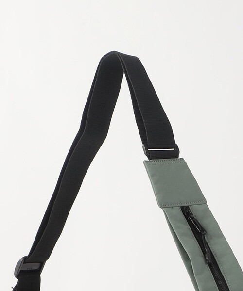 MARMOT CAPITAL(マーモットキャピタル)の「<MARMOT CAPITAL>クロス バッグ(ショルダーバッグ・レディース・ダークグレー/オリーブ/ライトブルー・FREE)」の4枚目の写真
