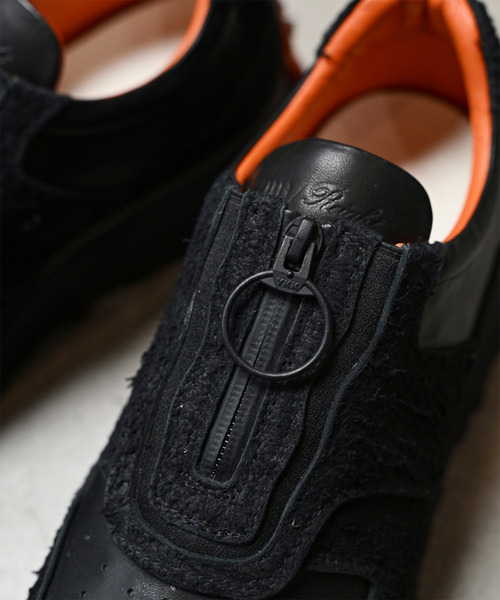 EARLE(アール)の「EARLE アール / Zip & gore runner センタージップサイドゴアスニーカー / ER5430(スニーカー・メンズ・ブラック・40/42/44)」の4枚目の写真