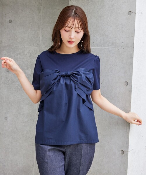 TOCCA（トッカ）の「PRESENT RIBBON Tシャツ（Tシャツ/カットソー・レディース・アイボリー系/ネイビー系・MEDIUM/SMALL）」の5枚目の写真