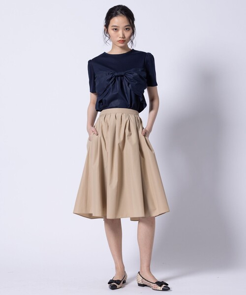 TOCCA（トッカ）の「PRESENT RIBBON Tシャツ（Tシャツ/カットソー・レディース・アイボリー系/ネイビー系・MEDIUM/SMALL）」の9枚目の写真