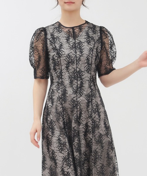 TRUDEA(トルディア)の「スパンコール刺繍レースワンピース(ドレス・レディース・ブラック/ピンクベージュ・MEDIUM)」の14枚目の写真