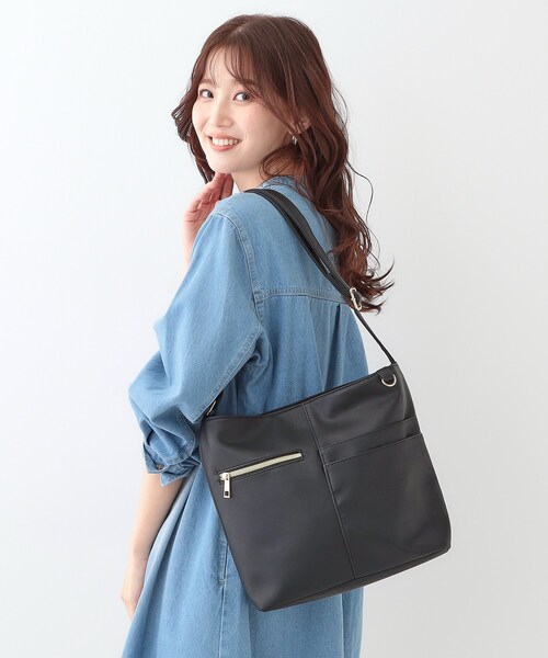 セール】【ポケットたくさん】 フロント切り替えショルダーバッグ