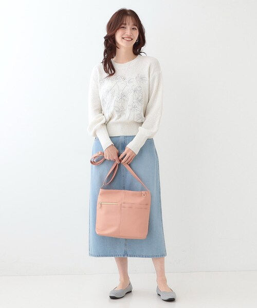 SHOO・LA・RUE（シューラルー）の「【ポケットたくさん】 フロント切り替えショルダーバッグ（ショルダーバッグ・レディース・ピンク系/イエロー/ベージュ/アイボリー/ブラック/ナチュラル・00）」の16枚目の写真