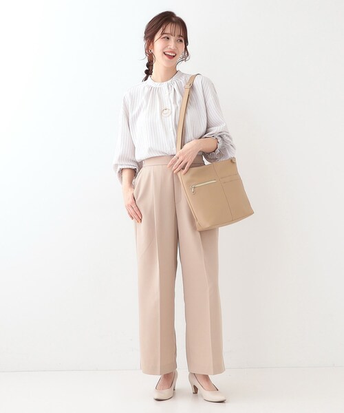 SHOO・LA・RUE（シューラルー）の「【ポケットたくさん】 フロント切り替えショルダーバッグ（ショルダーバッグ・レディース・ピンク系/イエロー/ベージュ/アイボリー/ブラック/ナチュラル・00）」の18枚目の写真