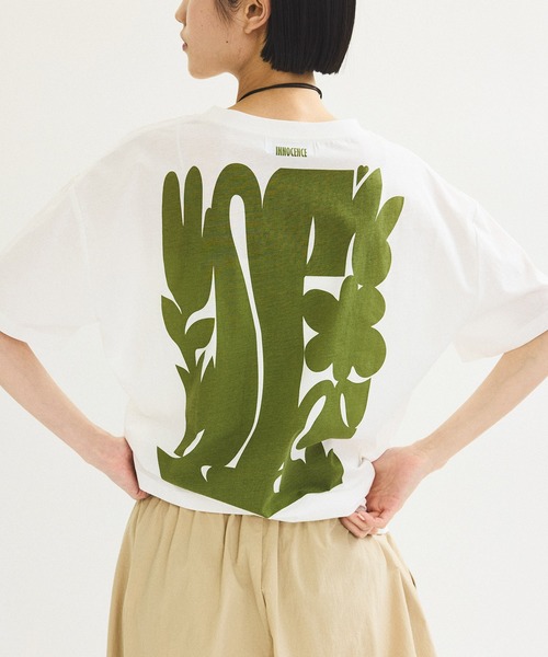 ADAM ET ROPE'(アダムエロペ)の「【サステナブル】イノセンスプリントTEE(Tシャツ/カットソー・レディース・ホワイト/ピンク・FREE)」の18枚目の写真