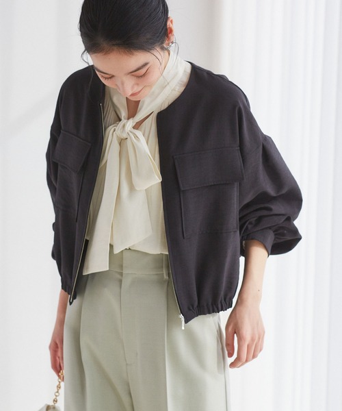 VIS（ビス）の「【WEB限定】気流染めリネンライクダブルポケットブルゾン【防シワ/UVケア/接触冷感/洗える】（ブルゾン・レディース・ベージュ/カーキ/スミクロ・FREE）」の2枚目の写真
