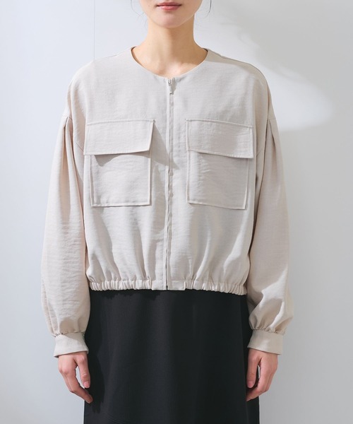 VIS（ビス）の「【WEB限定】気流染めリネンライクダブルポケットブルゾン【防シワ/UVケア/接触冷感/洗える】（ブルゾン・レディース・ベージュ/カーキ/スミクロ・FREE）」の8枚目の写真