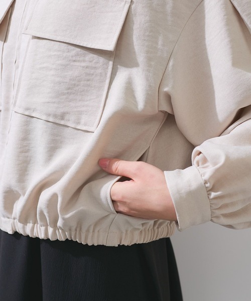 VIS（ビス）の「【WEB限定】気流染めリネンライクダブルポケットブルゾン【防シワ/UVケア/接触冷感/洗える】（ブルゾン・レディース・ベージュ/カーキ/スミクロ・FREE）」の14枚目の写真