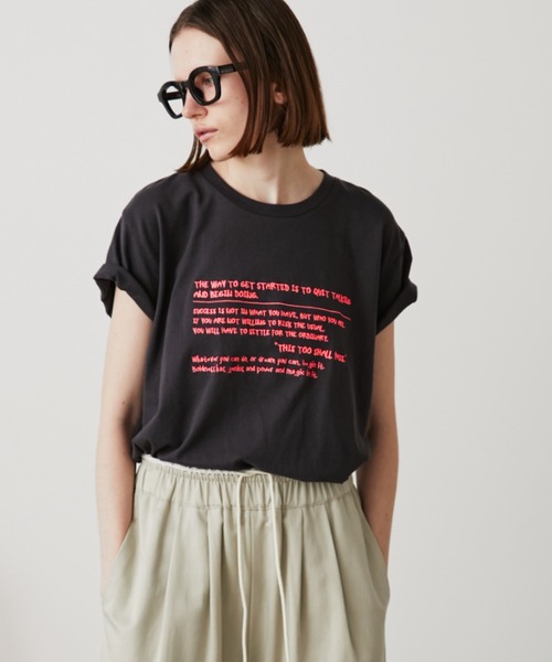 Auntie Rosa Holiday(アンティローザホリデー)の「ネオン刺繍ロゴTEE(Tシャツ/カットソー・レディース・チャコールグレー/オフホワイト/ナチュラル・FREE)」の19枚目の写真