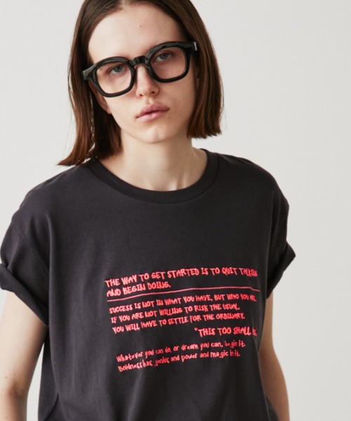 Auntie Rosa Holiday(アンティローザホリデー)の「ネオン刺繍ロゴTEE(Tシャツ/カットソー・レディース・チャコールグレー/オフホワイト/ナチュラル・FREE)」の11枚目の写真