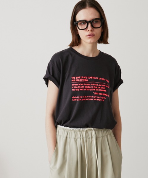 Auntie Rosa Holiday(アンティローザホリデー)の「ネオン刺繍ロゴTEE(Tシャツ/カットソー・レディース・チャコールグレー/オフホワイト/ナチュラル・FREE)」の17枚目の写真