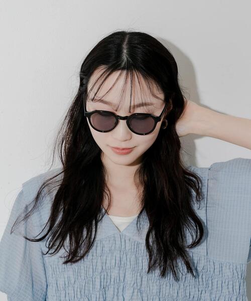 SMELLY（スメリー）の「ボストンシェイプサングラス（メガネ・レディース・グリーン系その他/グレー/グレー系その他/ブラウン系その他・-）」の14枚目の写真