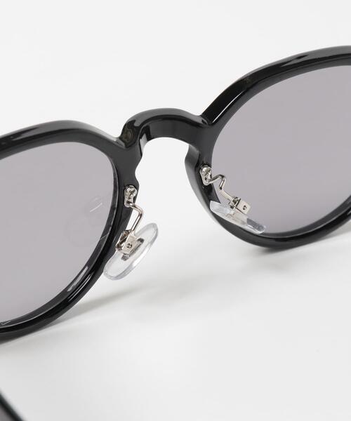 SMELLY（スメリー）の「ボストンシェイプサングラス（メガネ・レディース・グリーン系その他/グレー/グレー系その他/ブラウン系その他・-）」の18枚目の写真