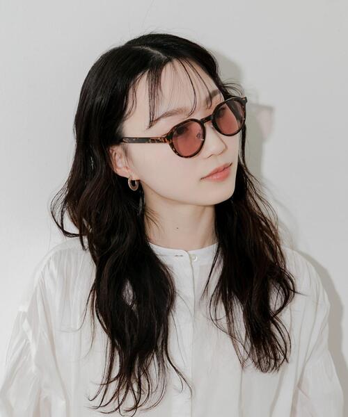 SMELLY（スメリー）の「ボストンシェイプサングラス（メガネ・レディース・グリーン系その他/グレー/グレー系その他/ブラウン系その他・-）」の8枚目の写真