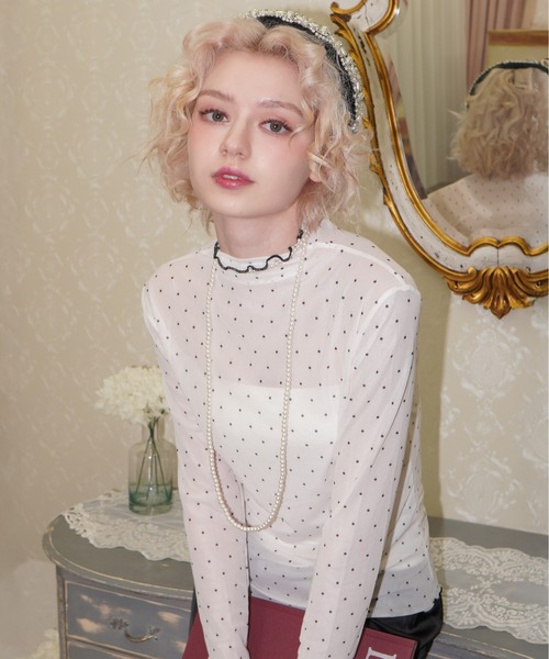 IMARI(イマリ)の「【 IMARI / イマリ 】 ドット シアー メロウ トップス(Tシャツ/カットソー・レディース・アイボリー/ブラック/ホワイト系その他・FREE)」の2枚目の写真