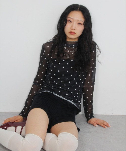 IMARI(イマリ)の「【 IMARI / イマリ 】 ドット シアー メロウ トップス(Tシャツ/カットソー・レディース・アイボリー/ブラック/ホワイト系その他・FREE)」の3枚目の写真