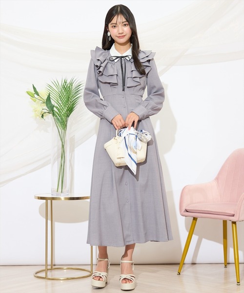 WILLSELECTION(ウィルセレクション)の「配色襟ダブルフリルシャツワンピース(ワンピース・レディース・グレー系その他/ライトグレー/ベージュ・FREE)」の2枚目の写真